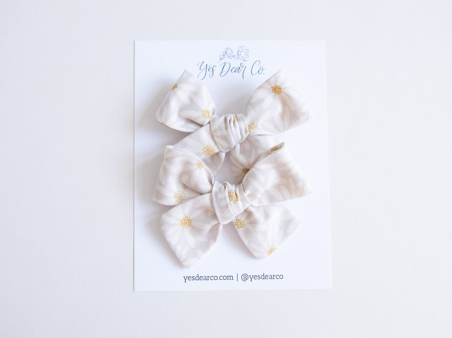 Grey Daisies | Pigtail Bows